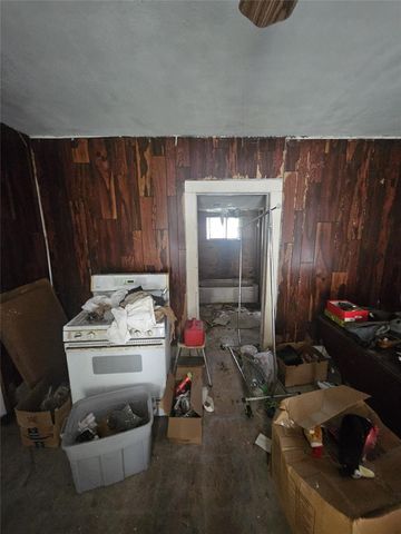 104 Foyce Street, Houston, TX 77022