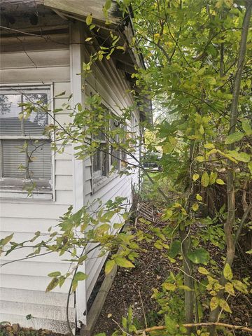 104 Foyce Street, Houston, TX 77022