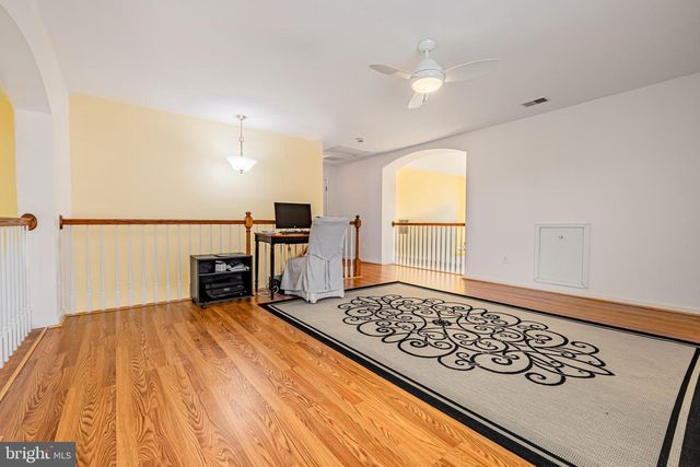 18 LEWIS DR, Mays Landing, NJ 08330