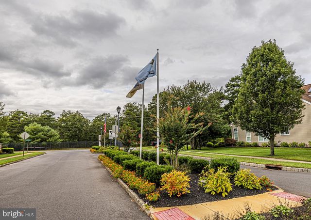 18 LEWIS DR, Mays Landing, NJ 08330