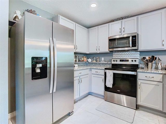 7737 SAIL CLOVER LANE, Zephyrhills, FL 33540