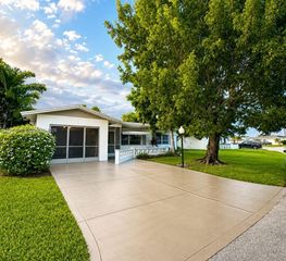 5156 Michael Drive, West Palm Beach, FL 33417