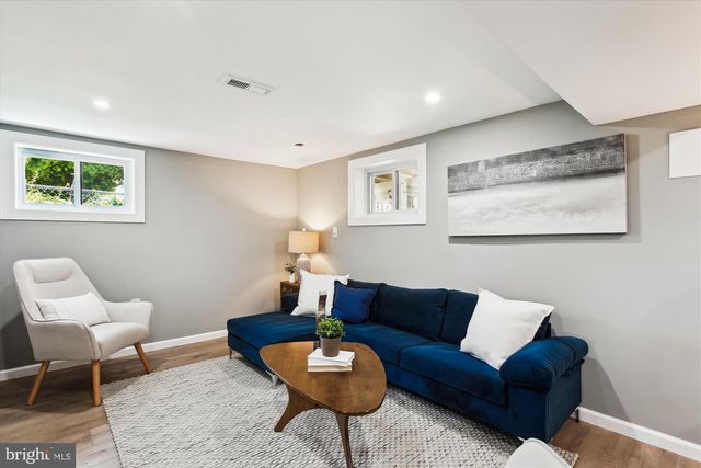 1014 KEARNY STREET, Washington, DC 20017