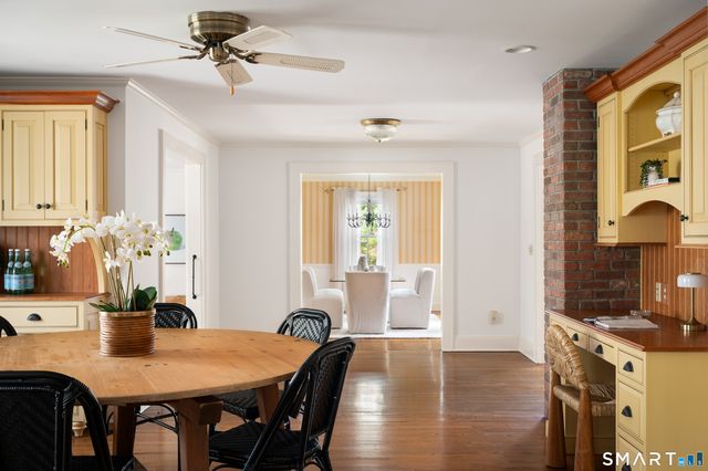 231 Roxbury Road, Stamford, CT 06902