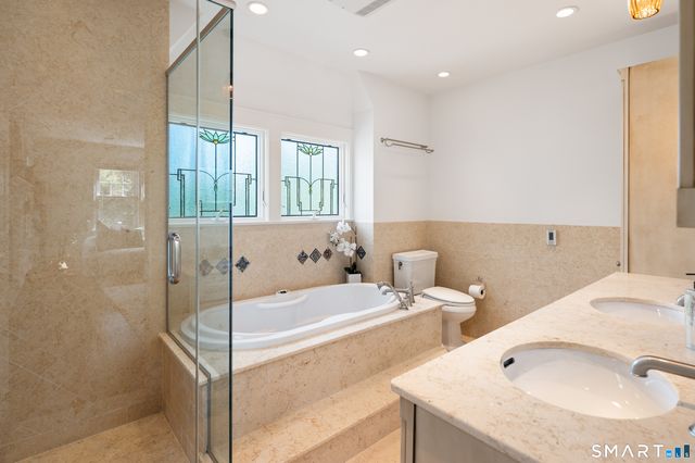 231 Roxbury Road, Stamford, CT 06902