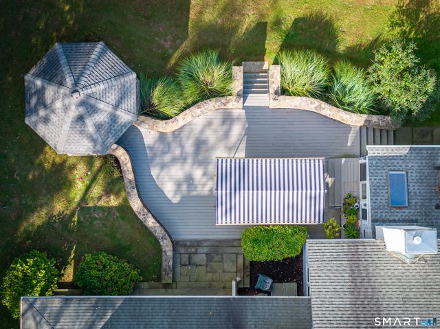 231 Roxbury Road, Stamford, CT 06902