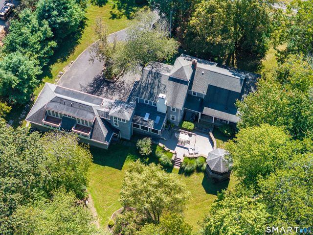 231 Roxbury Road, Stamford, CT 06902