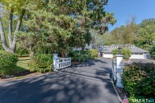 231 Roxbury Road, Stamford, CT 06902