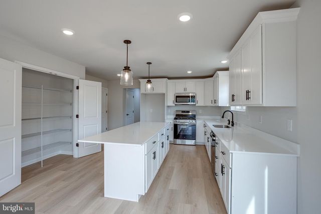 29 SHIFF AVE, Pittsgrove, NJ 08318