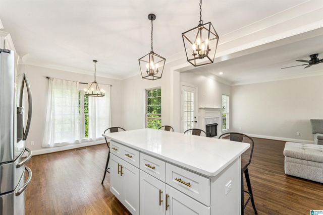 515 WOODBRIDGE TRACE, Chelsea, AL 35043