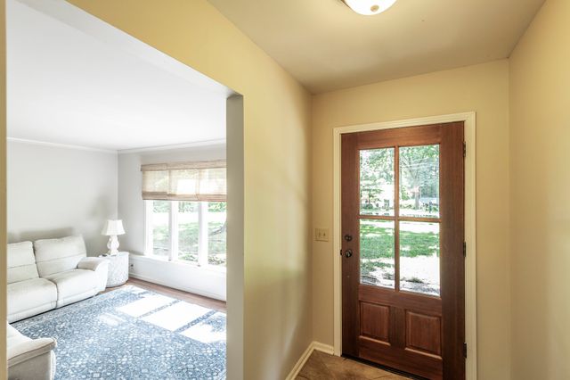 315 Raintree Dr, Hendersonville, TN 37075