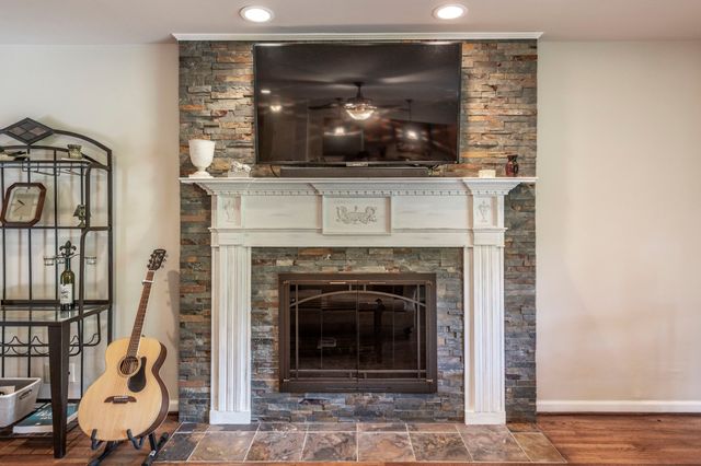 315 Raintree Dr, Hendersonville, TN 37075
