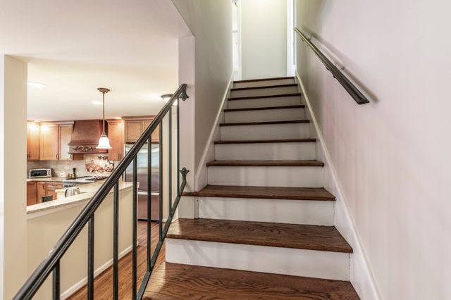 315 Raintree Dr, Hendersonville, TN 37075