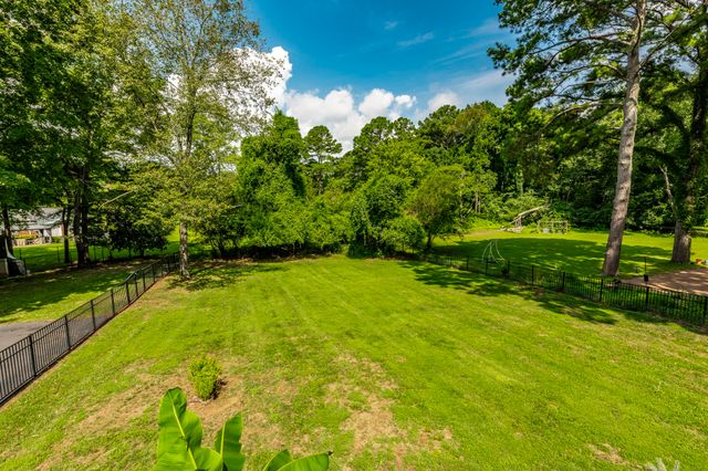 315 Raintree Dr, Hendersonville, TN 37075