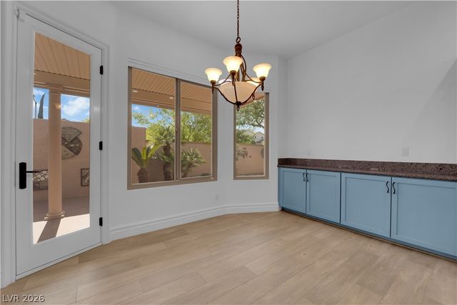 801 White Falcon Street, Las Vegas, NV 89144