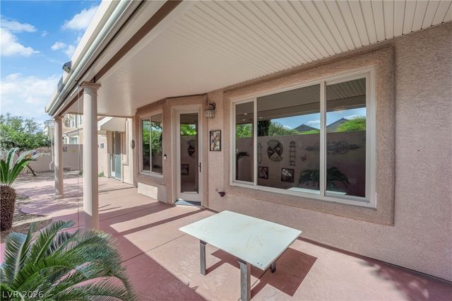 801 White Falcon Street, Las Vegas, NV 89144
