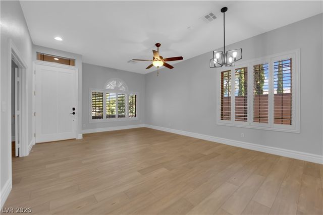 801 White Falcon Street, Las Vegas, NV 89144