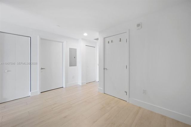 16385 Biscayne Blvd 3020, North Miami Beach, FL 33160