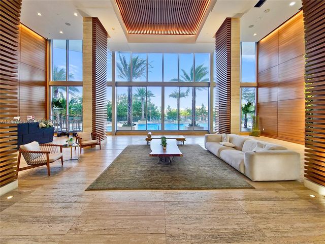 16385 Biscayne Blvd 3020, North Miami Beach, FL 33160