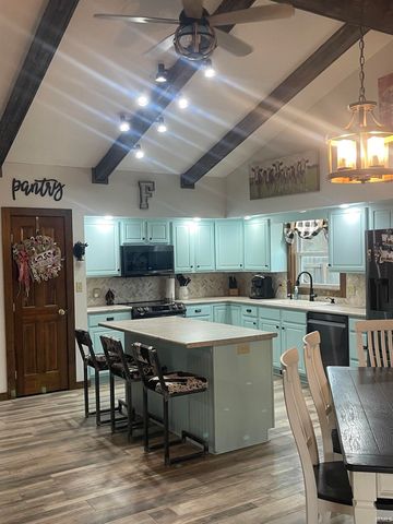 4121 Ort Drive, Woodburn, IN 46797