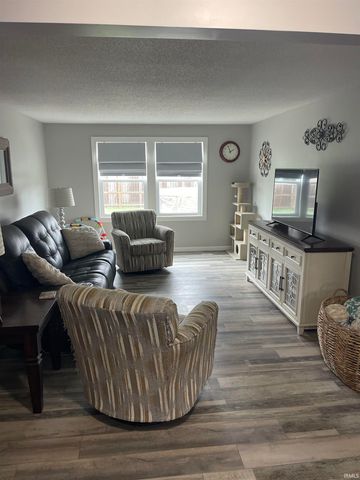 4121 Ort Drive, Woodburn, IN 46797