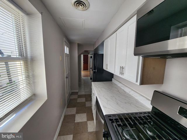 605 S BRADFORD ST, Baltimore, MD 21224