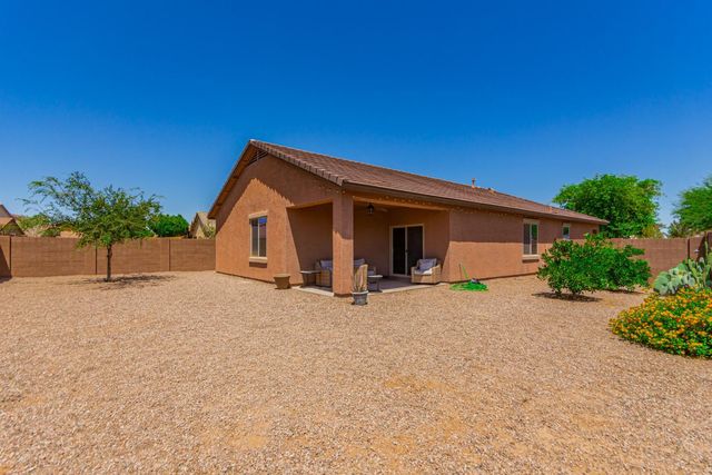 41177 W Lucera Lane, Maricopa, AZ 85138