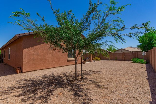 41177 W Lucera Lane, Maricopa, AZ 85138