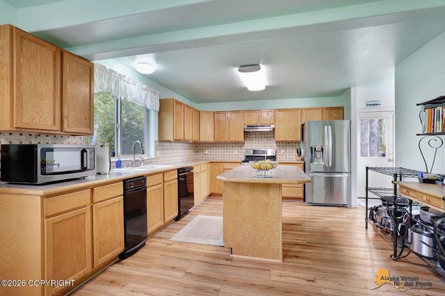 11101 W Milkyway Lane, Wasilla, AK 99623