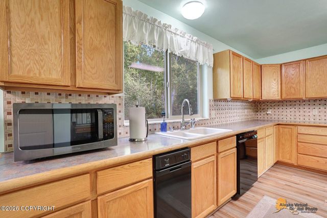 11101 W Milkyway Lane, Wasilla, AK 99623