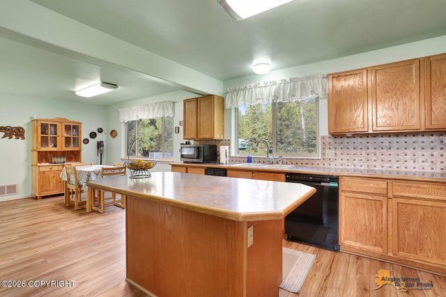 11101 W Milkyway Lane, Wasilla, AK 99623