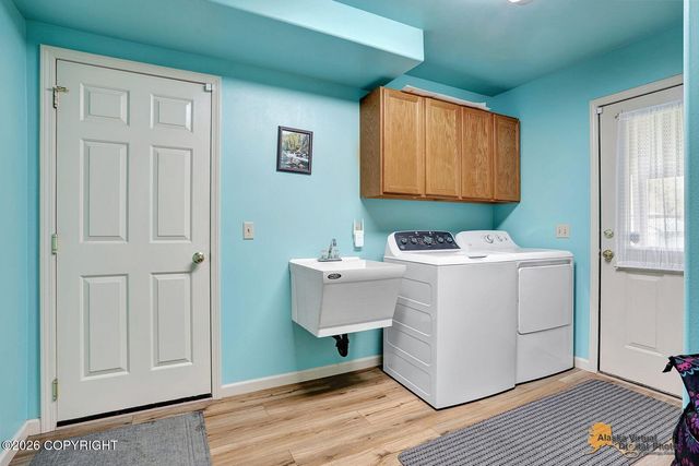 11101 W Milkyway Lane, Wasilla, AK 99623