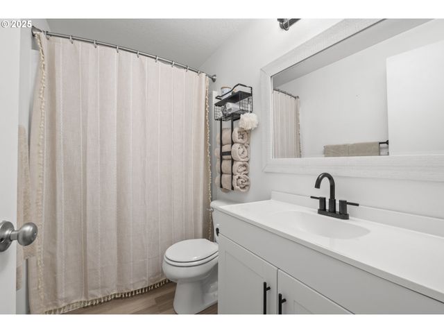 13112 MAGGIE Pl, Oregon City, OR 97045