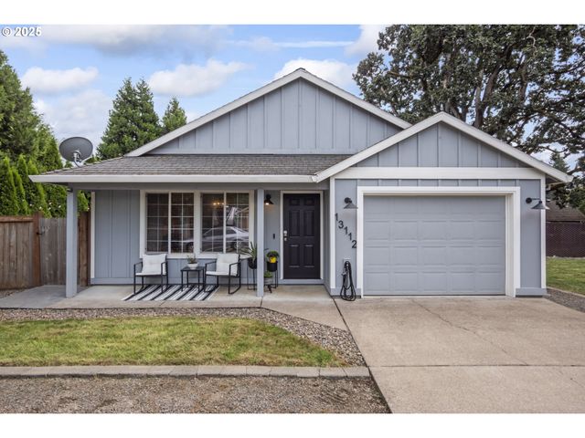 13112 MAGGIE Pl, Oregon City, OR 97045