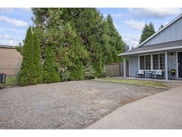 13112 MAGGIE Pl, Oregon City, OR 97045