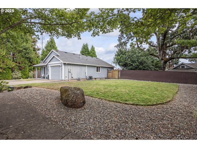 13112 MAGGIE Pl, Oregon City, OR 97045