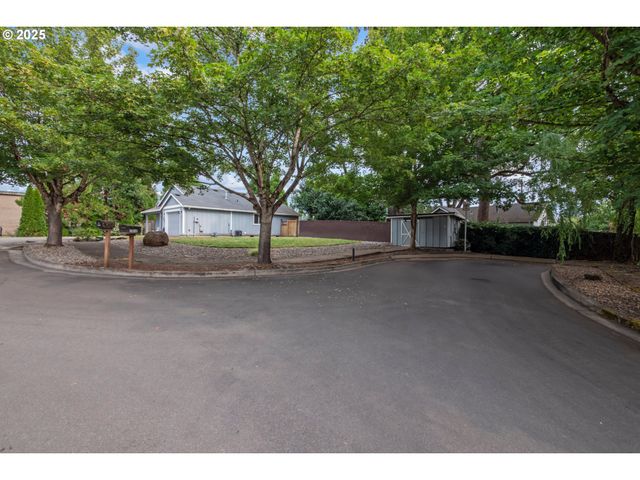 13112 MAGGIE Pl, Oregon City, OR 97045