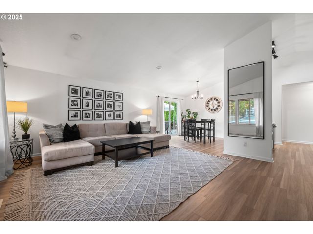 13112 MAGGIE Pl, Oregon City, OR 97045