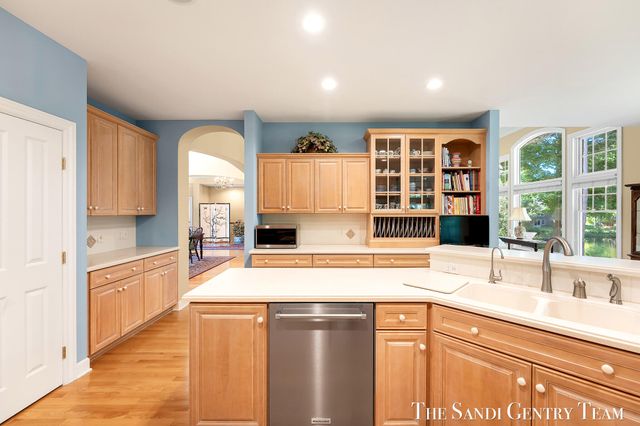 18090 Wildwood Springs Parkway, Spring Lake Twp, MI 49456