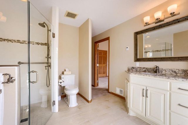 9934 Old Wagon Trail, Eden Prairie, MN 55347