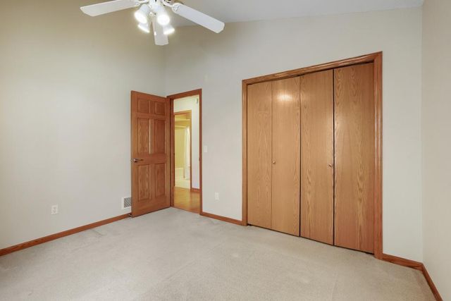 9934 Old Wagon Trail, Eden Prairie, MN 55347