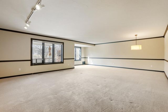 9934 Old Wagon Trail, Eden Prairie, MN 55347