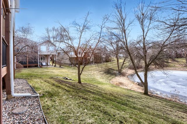 9934 Old Wagon Trail, Eden Prairie, MN 55347