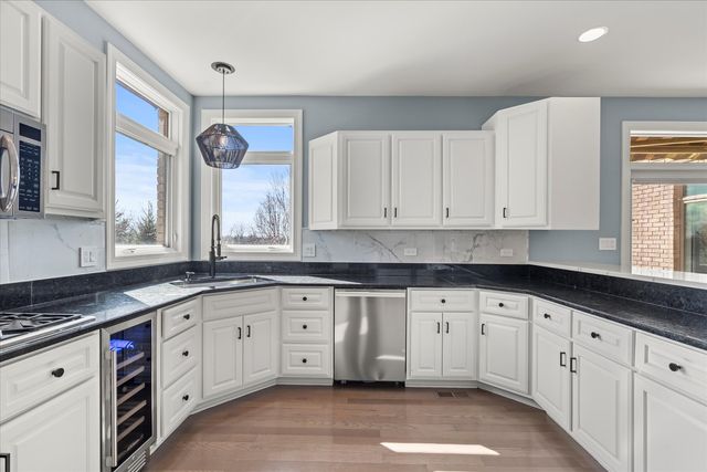 21170 Sage Brush Lane, Mokena, IL 60448