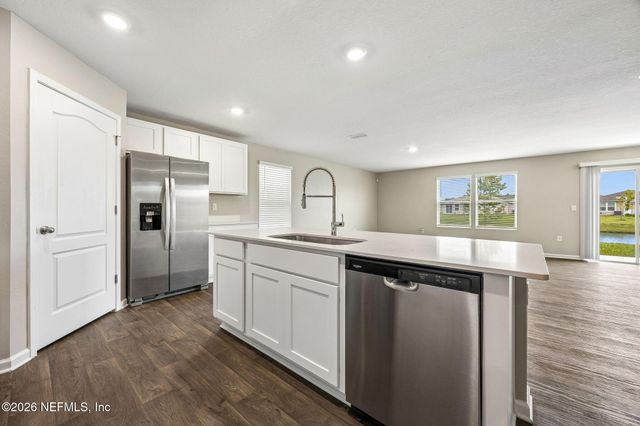 12885 RUBBER FIG Terrace, Jacksonville, FL 32218