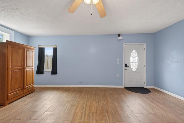 5127 PINE STREET, Seffner, FL 33584
