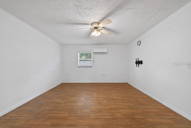 5127 PINE STREET, Seffner, FL 33584
