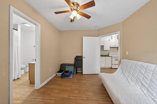 5127 PINE STREET, Seffner, FL 33584