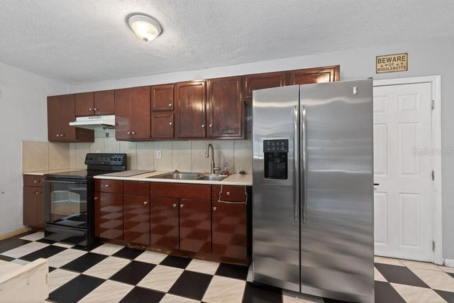 5127 PINE STREET, Seffner, FL 33584