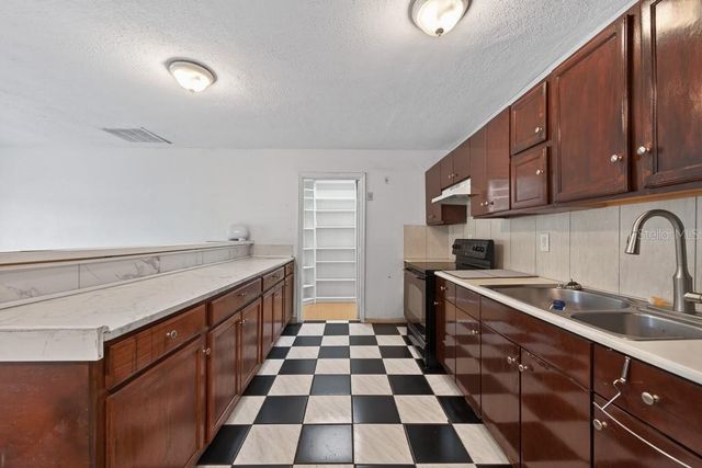 5127 PINE STREET, Seffner, FL 33584